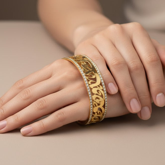 Personalized Quote and Names Bangle with Zircon from Demirelli, elegant custom jewelry perfect for gifting or personal style