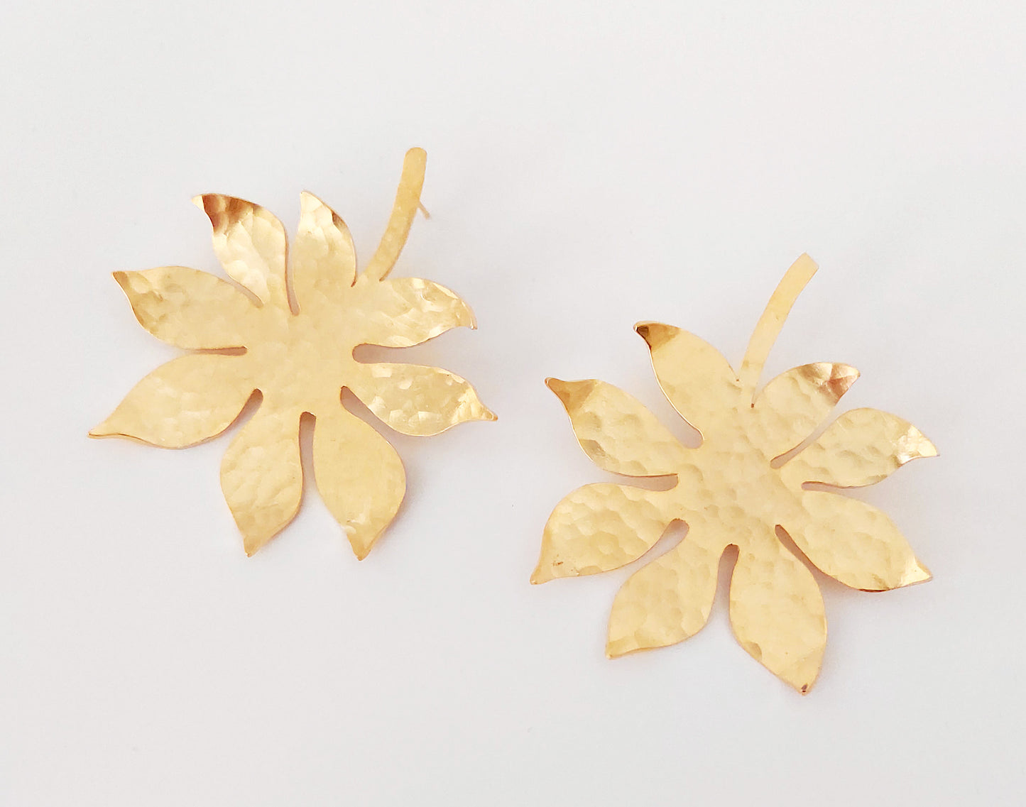 Daphne Earrings - Demirelli - leaf gold plated