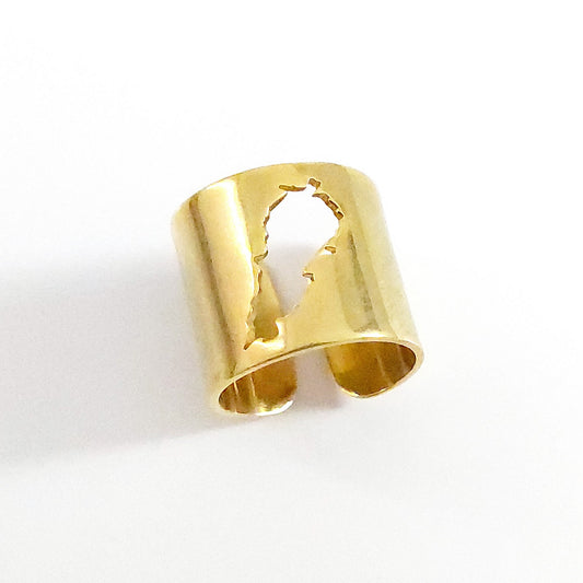 Demirelli 925 MapRing, elegant sterling silver handcrafted ring inspired by the iconic Lebanese map