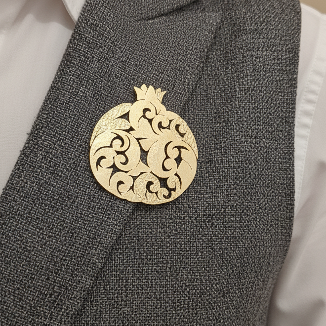 Set of Oversized Brooches - pomegranate