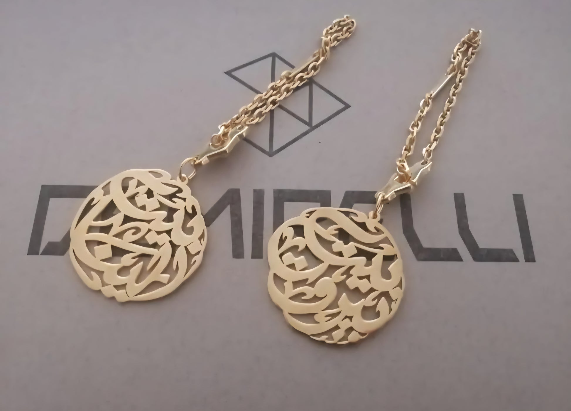 Round Name Keychain by Demirelli, personalized handcrafted keyring featuring a circular design for elegant and meaningful everyday use