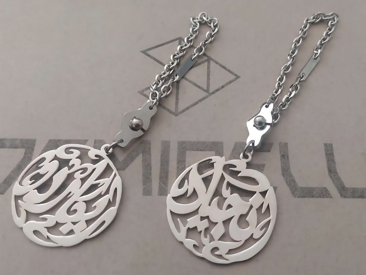 Demirelli Personalized Round Name Keychain, stylish handcrafted accessory perfect for gifting or showcasing your name with elegance