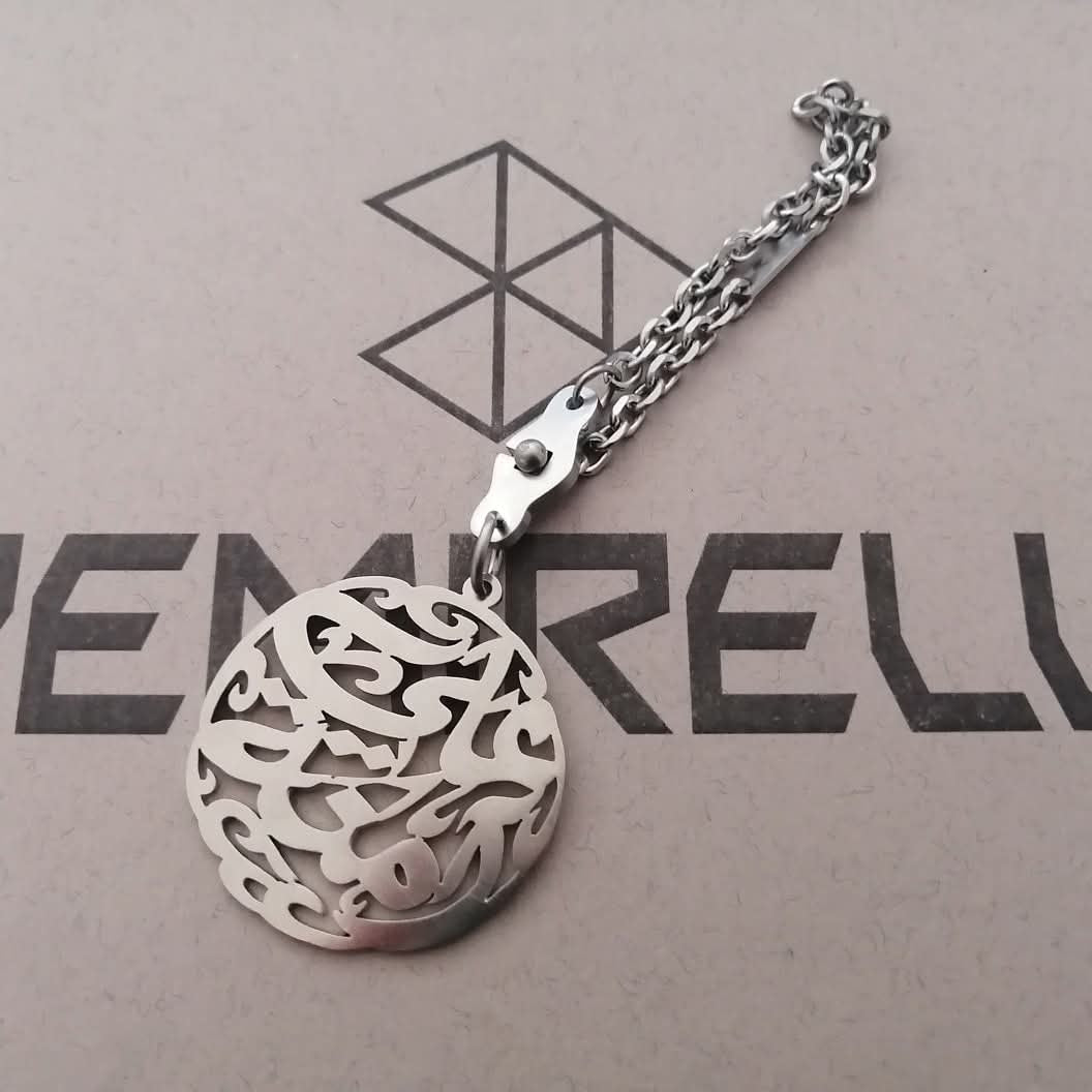 Round Name Keychain by Demirelli, personalized handcrafted keyring featuring a circular design for elegant and meaningful everyday use